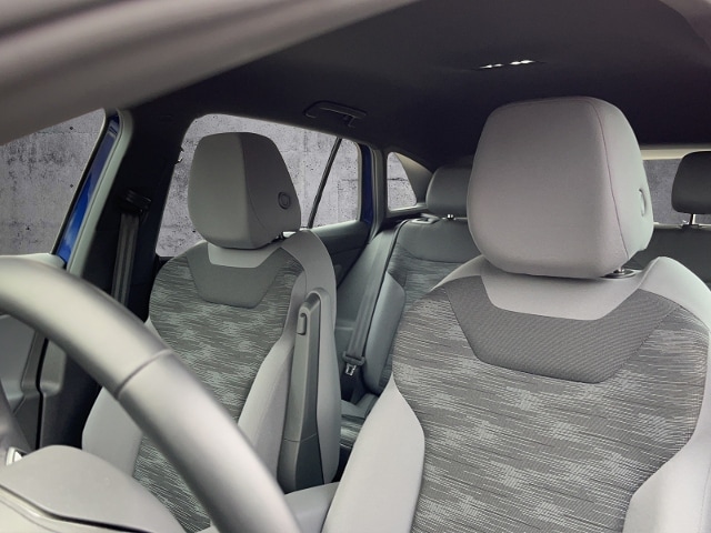 Volkswagen ID.4 NAVI/AHK/ACC/LANE-ASSIST