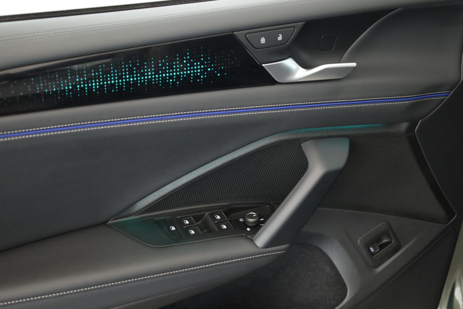 Volkswagen Tiguan 2.0 TSI DSG IQ.Drive R-Line