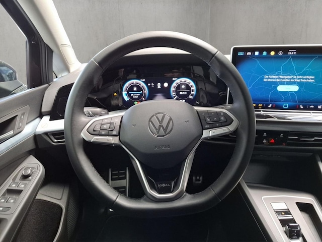 Volkswagen Golf DSG Life