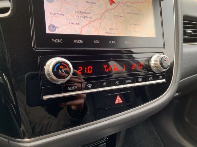 Mitsubishi Outlander 4WD PHEV