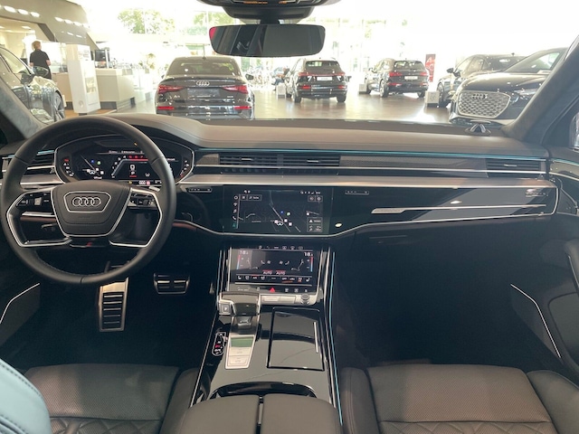 Audi S8 Quattro