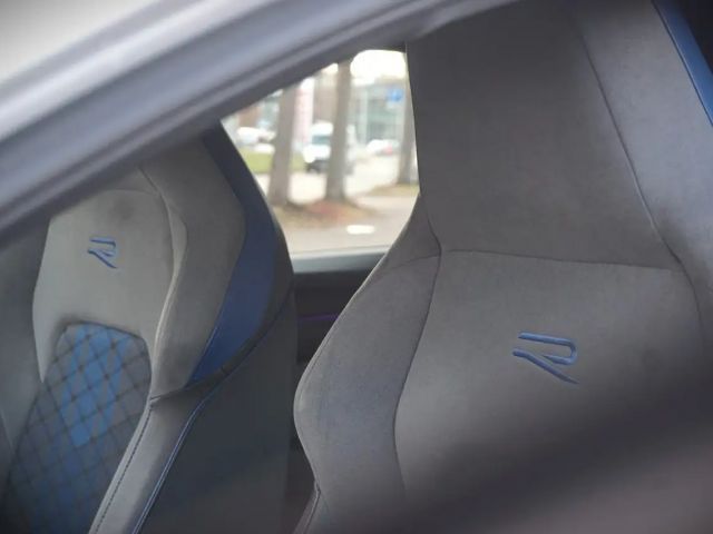 Volkswagen Golf 4Motion Golf VIII IQ.Drive