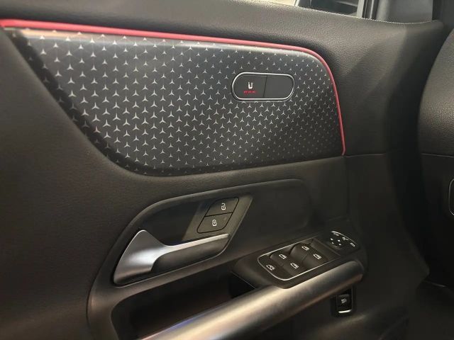 Mercedes-Benz GLA 180 Progressive