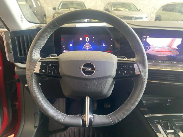 Opel Astra Business Elegance