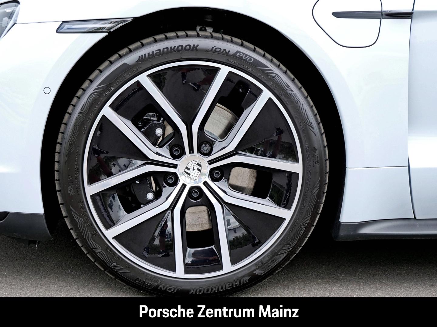 Porsche Taycan S Sport Turismo