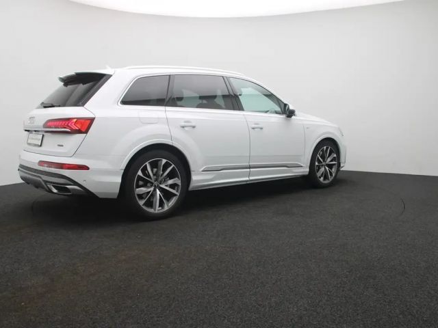 Audi Q7 55 TFSI Hybride Quattro S-Line