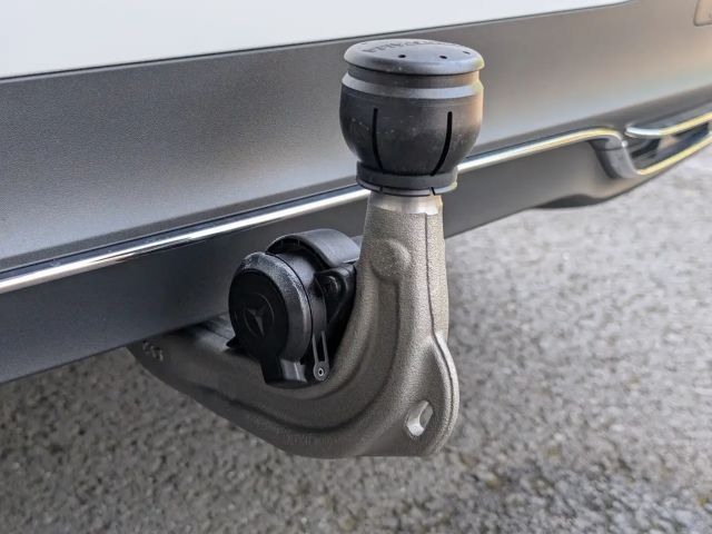 Mercedes-Benz B 180 Progressive Sedan