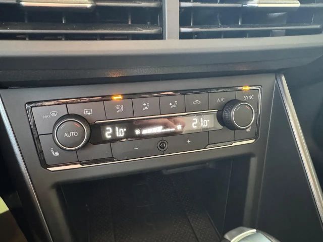 Volkswagen Polo 1.0 TSI DSG Highline