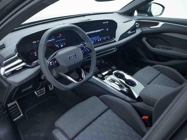 Audi A6 Avant Quattro S-Tronic