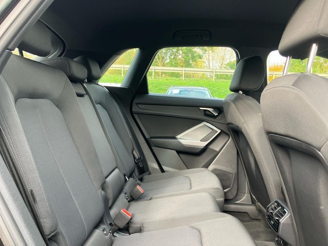 Audi Q3 35 TFSI S-Tronic