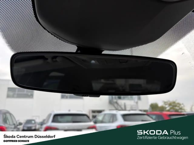 Skoda Fabia ESSENCE 1 0 MPI 59 KW 5-GANG-SCHALTGETRIEBE Sitzhe