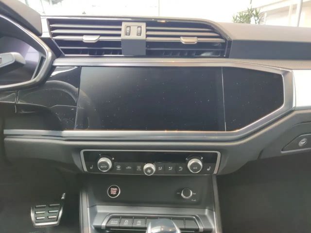 Audi Q3 35 TFSI S-Line