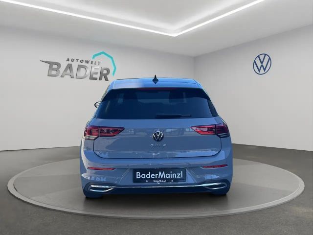 Volkswagen Golf 1,5 TSI Navi LED AHK SHZ RFK ACC