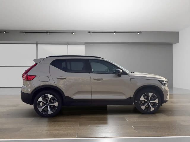 Volvo XC40 Dark Plus