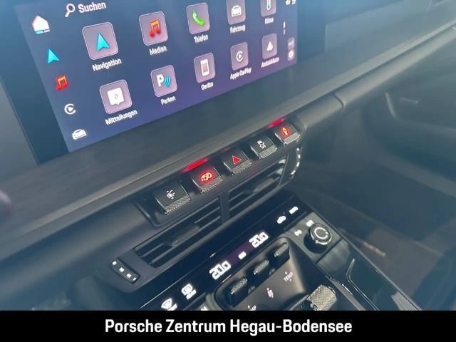 Porsche 992 Cabrio Carrera GTS