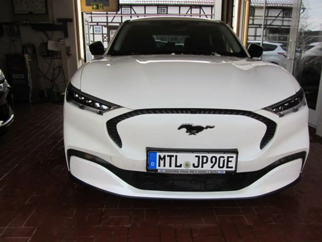 Ford Mustang Mach-E RWD