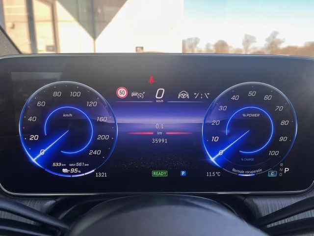 Mercedes-Benz EQE 350 AMG Line Sedan