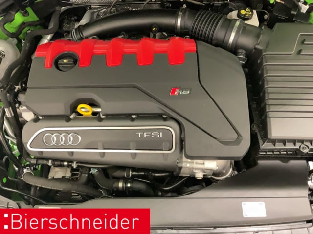 Audi RS3 Quattro S-Tronic Sedan