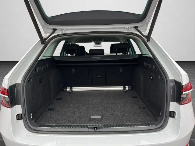 Skoda Superb 1.5 TSI Combi Style Style