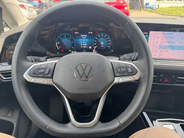 Volkswagen Golf 2.0 TDI DSG Style Variant