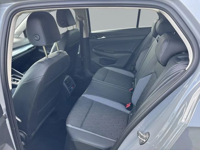 Volkswagen Golf 1.5 eTSI Golf VIII