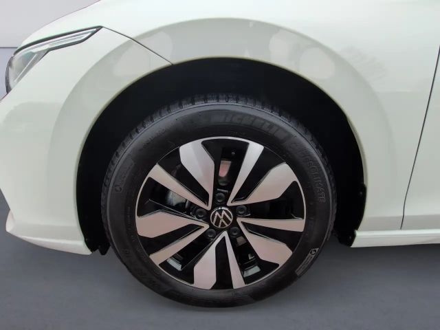 Volkswagen Golf 1.5 eTSI DSG Golf VIII