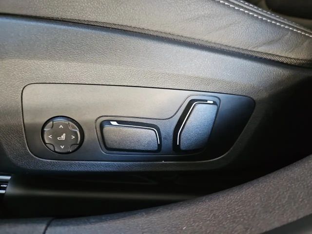 BMW 330 330e Touring xDrive