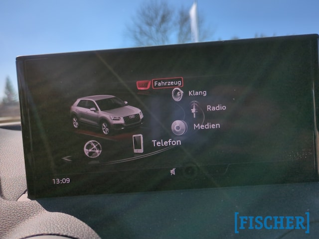 Audi Q2 30 TFSI S-Line