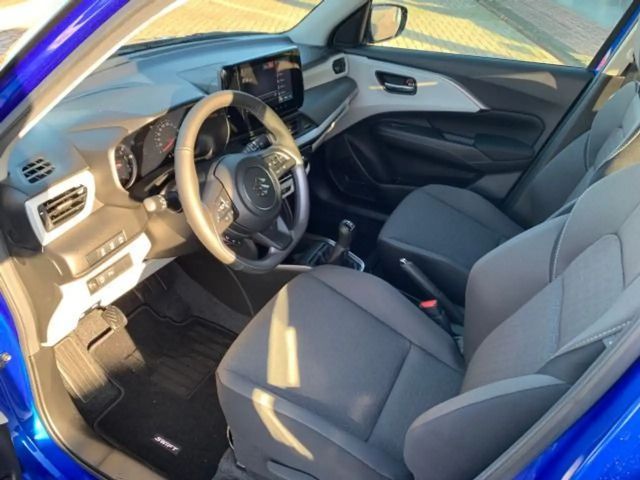 Suzuki Swift Comfort DualJet Hybrid