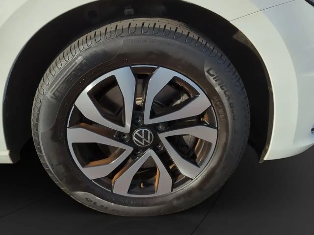 Volkswagen Touran 1.5 TSI