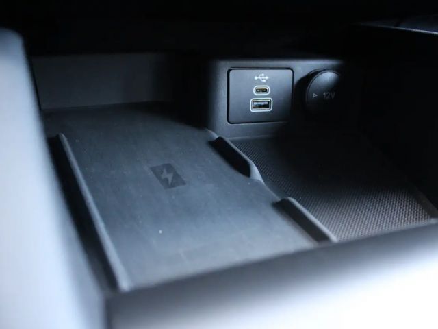 Ford Kuga AWD Active Hybrid