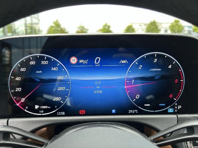 Mercedes-Benz E 220 AMG Line E 220 d Estate