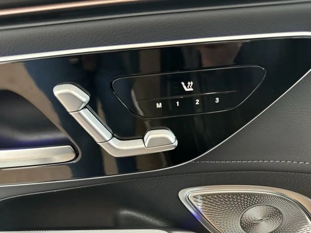 Mercedes-Benz EQE 300 Electric Art Sedan