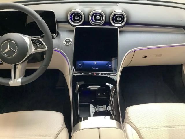 Mercedes-Benz C 180 AVANTGARDE Sedan