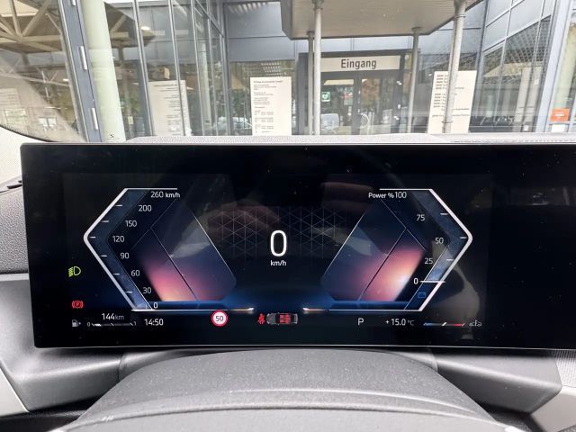 BMW 330 330i Sedan xDrive