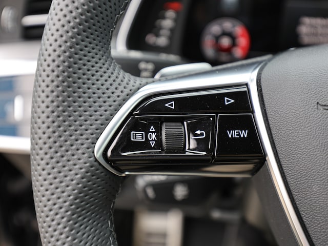 Audi S6 Avant Quattro