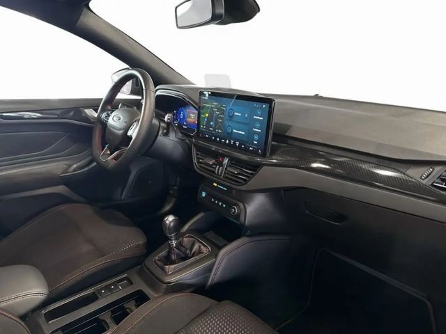 Ford Focus EcoBoost ST Line Wagon