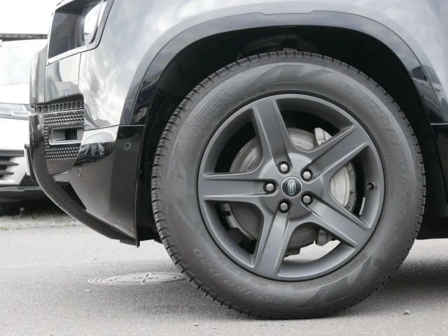 Land Rover Defender 110 Dynamic