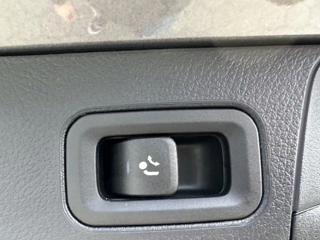 Mercedes-Benz B 200 Progressive Sedan