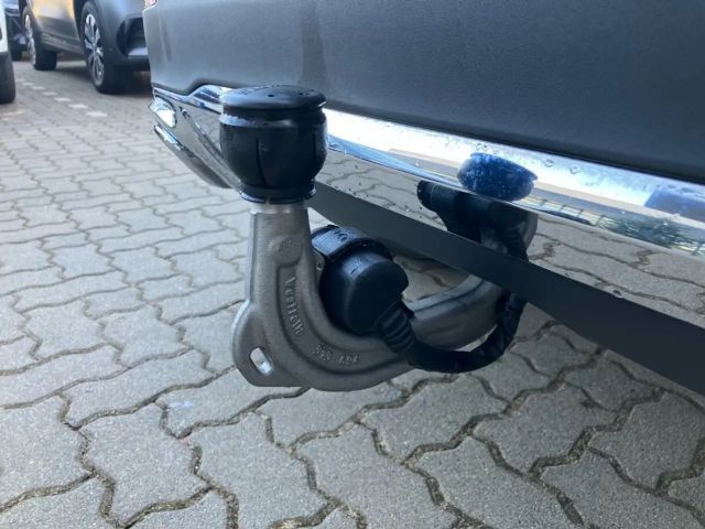 Mercedes-Benz GLA 180 Progressive