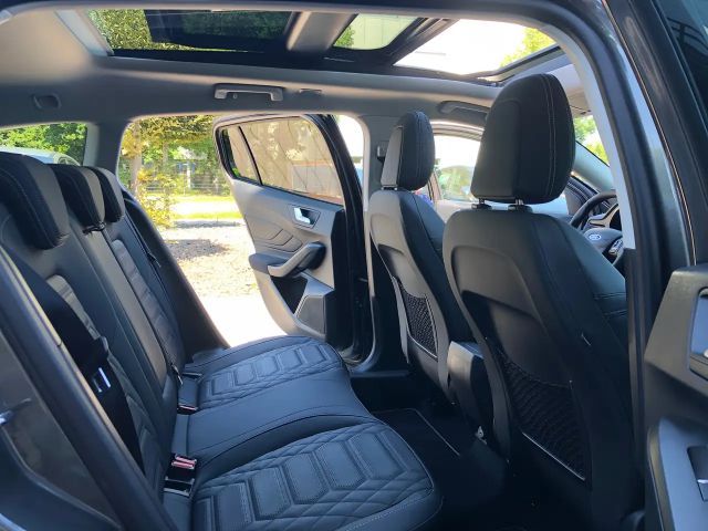 Ford Focus EcoBoost Titanium Wagon