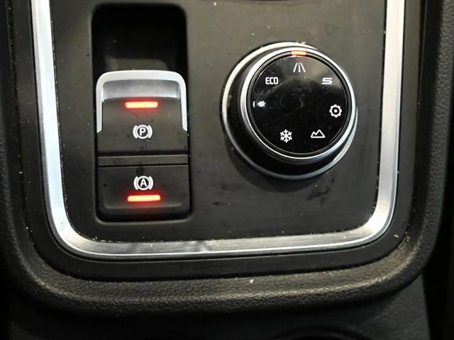 Seat Ateca 2,0 Austria Edition 4WD TDI DSG; Anhängerkupplu...