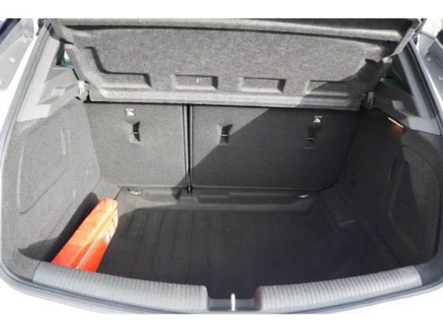 Opel Astra Design&Tec+Rückfahrkam+Sitz.&Lenkradheiz.+Navi+LED