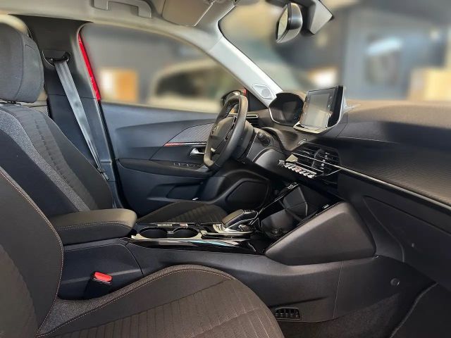 Peugeot E-2008 Active Pack