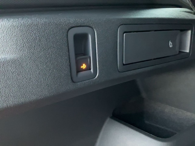 Volkswagen Tiguan 2.0 TDI DSG R-Line Style