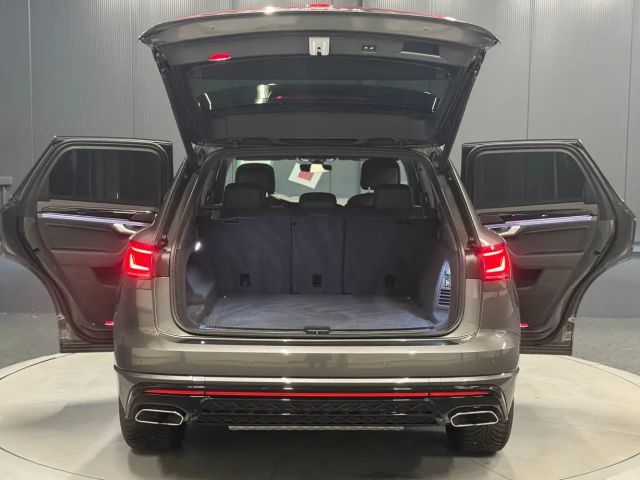 Volkswagen Touareg 4Motion R-Line