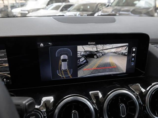 Mercedes-Benz GLA 180 Progressive