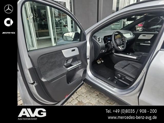 Mercedes-Benz GLA 200 AMG Line