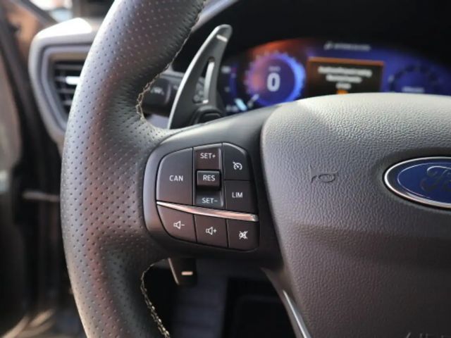 Ford Focus EcoBoost ST Line