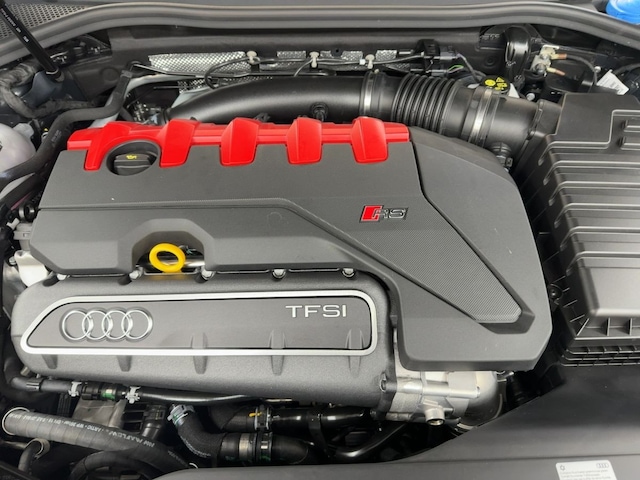 Audi RS3 Quattro S-Tronic Sedan